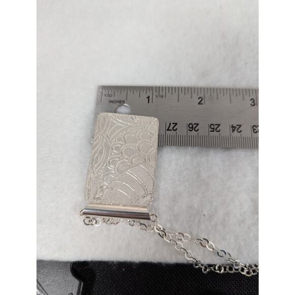 Sterling silver hand etched pendant 1.75 "x 1 1/8"SF chain 18" Signed - Picture 7 of 12